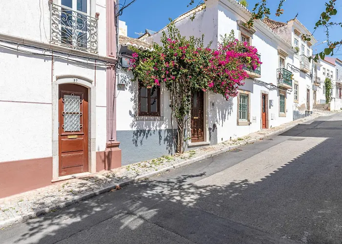 Casa Amalia, Town Center Holiday home Tavira